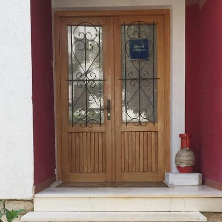 Domic ,Two Bedrooms Whit Large Terrace Njivice Esterno foto