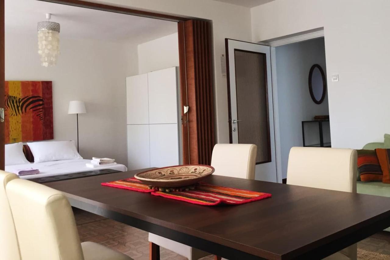 Domic ,Two Bedrooms Whit Large Terrace Njivice Esterno foto