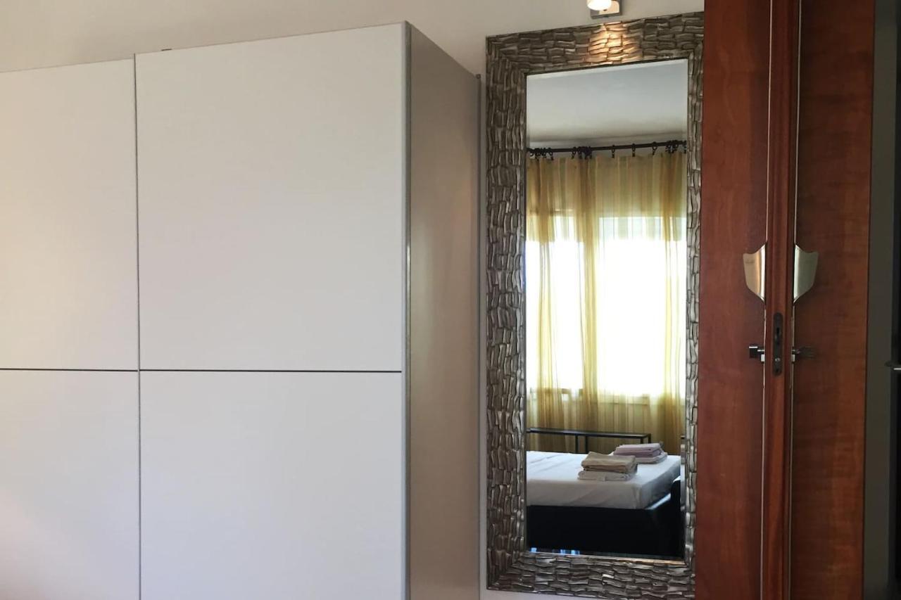 Domic ,Two Bedrooms Whit Large Terrace Njivice Esterno foto